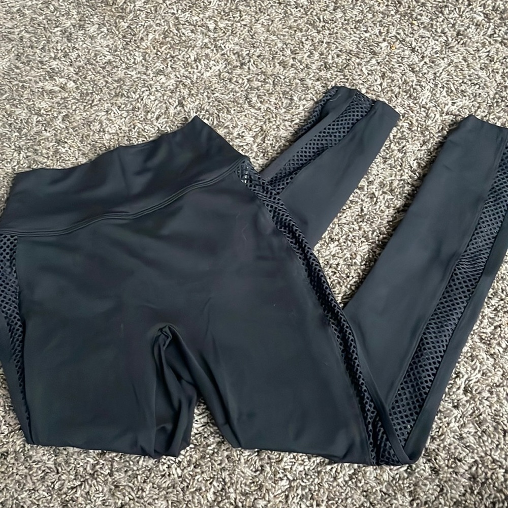 Bombshell sportswear leggings